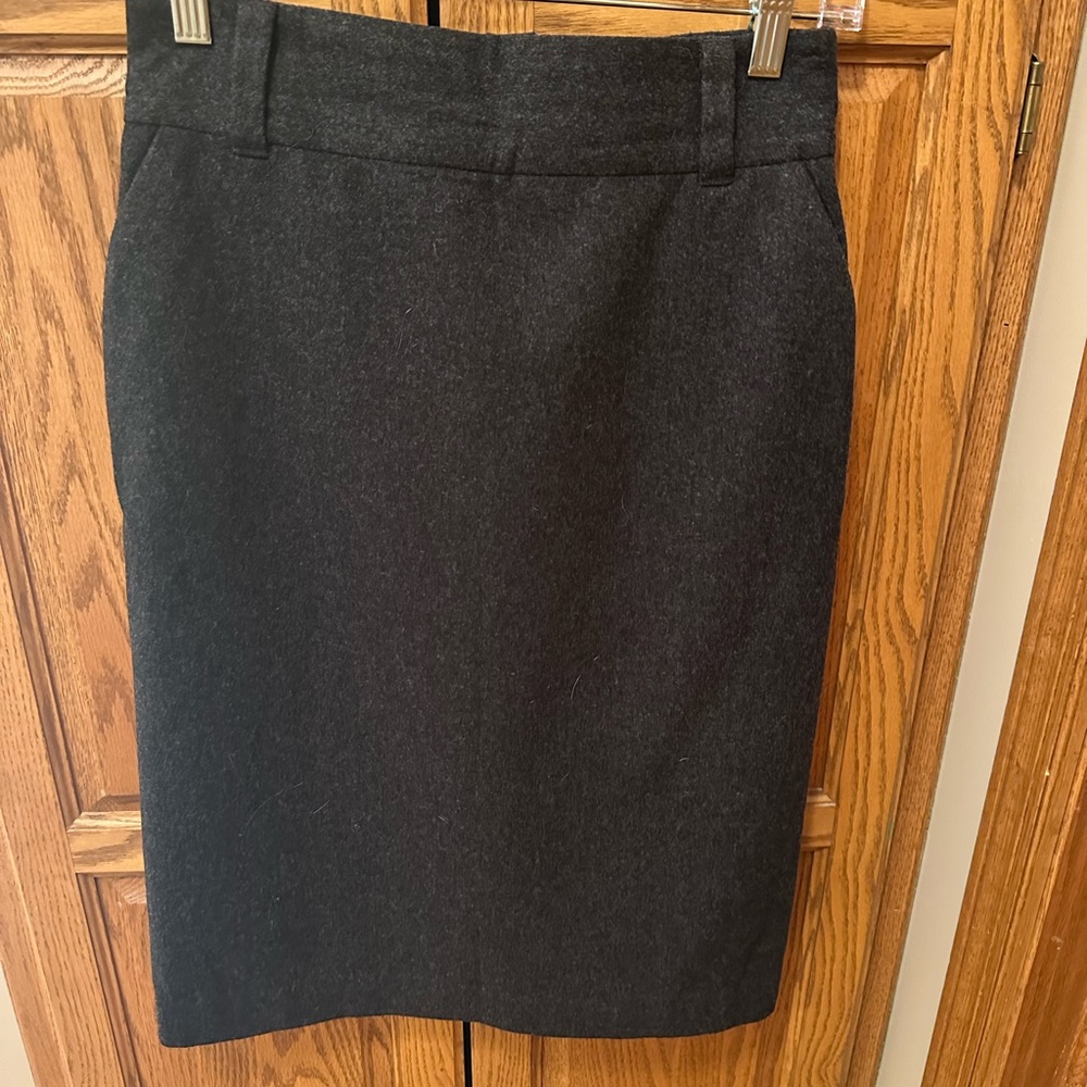 Banana Republic Charcoal Pencil Skirt